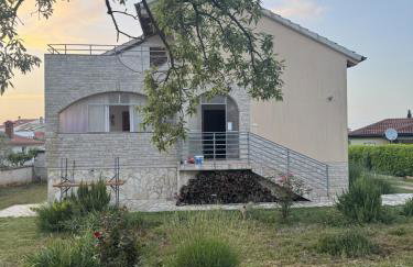 Apartments Milan - Photo 1