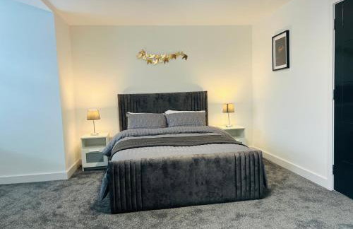 Luxurious New Home Near Airport - Foto 6