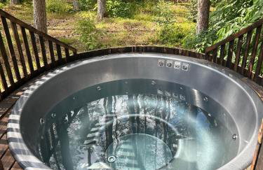 Domek lubiana180 SCANDI wśród drzew JACUZZI SAUNA KOMiNEK i TARAS na dachu jezioro Kaszuby Pieski tylko do 10kg za dodatkową opłatą - Foto 17