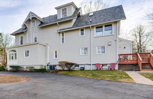 Explore Orange and NYC! Luxury Family Home with Deck - Foto 41