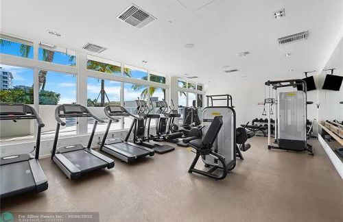 The Glamour of Upscale Downtown Ft. Lauderdale - Foto 30