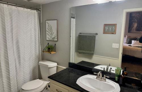 Gated Lakefront Retreat - Foto 17