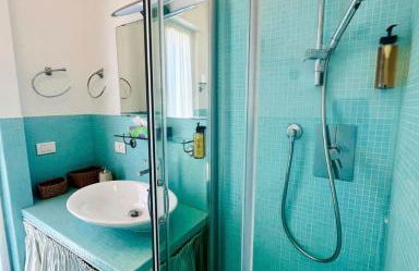 Conero Casa - Marcelli di Numana in Via Litoranea 101 sul mare vista Spiaggia con Parcheggio Esclusivo - Photo 7