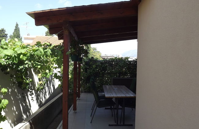 Charming Apartment 3 Sleeps 4 Guests - Photo 36