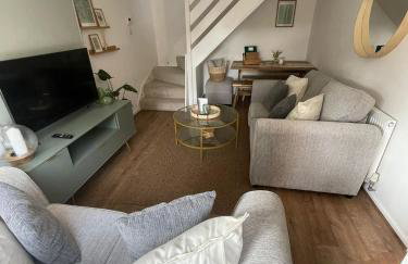 Cosy home close to M6 motorway - Foto 1
