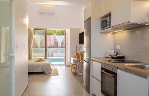 Aladdin Luxury Suites With Shared Pool - Foto 13