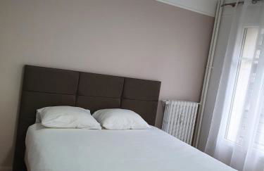 Bel appartement 2 pièces, sortie de métro ligne 8 - Foto 9