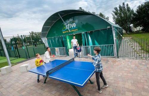 The Retreat - An Luxurious Caravan in Towyn, Wales - Photo 28