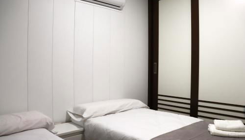 NightInSevilla Juglar Free parking - Foto 3