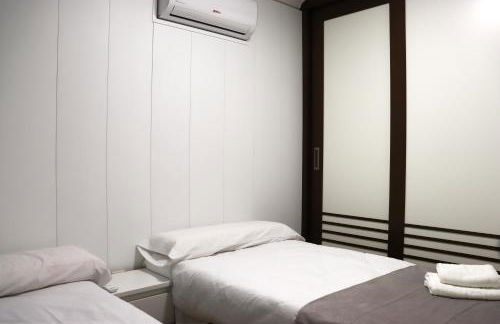 NightInSevilla Juglar Free parking - Foto 3