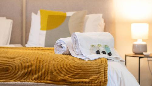 Swindon Modern Large House with Garden Sleeps 7 - Foto 4