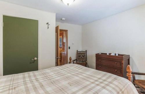 4 BDRM - Hot Tub - Fire Pit - Foto 20