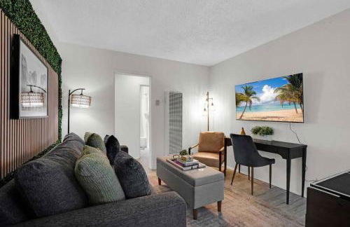 6th Haven, Arcade, King Bed, Games, 1 Mile to Beaches - Foto 9