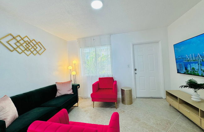 Miami Magic Cozy 2-bedroom Getaway in the City - Foto 13