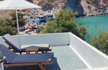 Salty Kisses and Sandy Toes, Seafront Syrmata Houses Authentic Milos Stay - Foto 24