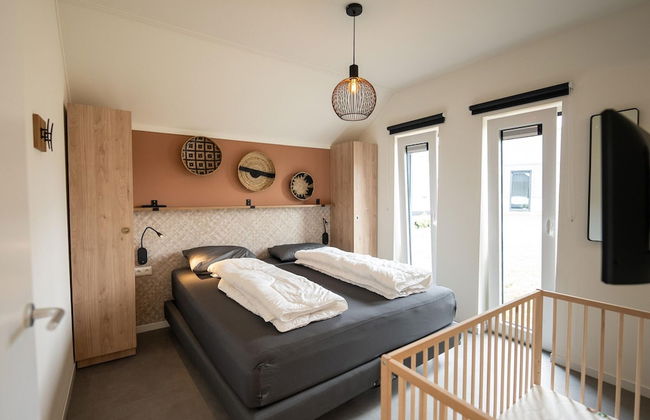 Villa in Breskens Near the Beach - Photo 3