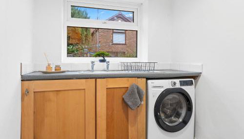 Luxury Group Stay - Manchester - Sleeps 7 - Foto 5