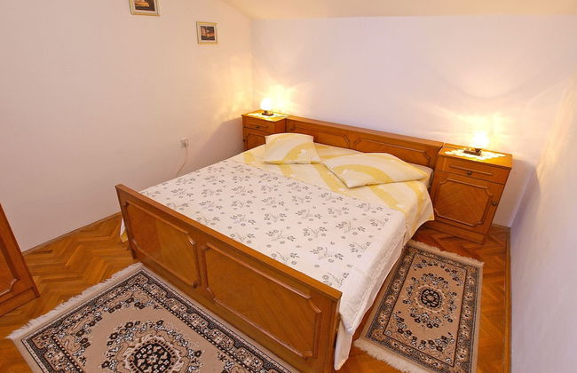 Apartment 761 - Photo 2