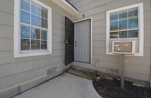 SuperValue Suite #5 @ East End Revitalized - Foto 6