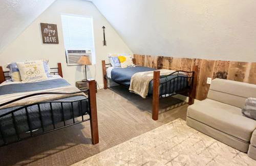 The Jailer's Cottage * Entire Home * Sleeps 12 - Foto 29