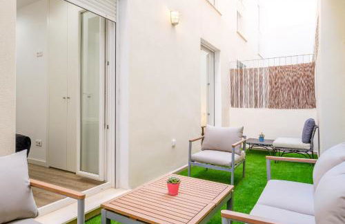 Apartment with Open-air Space - Photo 15