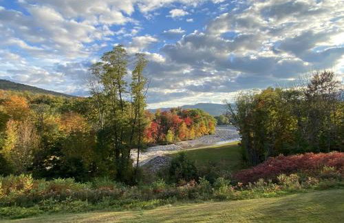 COZY LOON MOUNTAIN ESCAPE - Free shuttle, Pool, Hot tub, River&Mnt Views - Foto 8