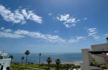 SEAVIEW PENTHOUSE PREMIUM LUXURY-Casares Del MAR - Photo 44