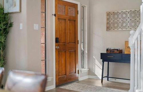 Sun Filled Home W Gorgeous Pool HotTub Gameroom - Foto 32