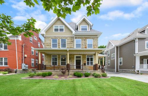 FREE Parking, Netflix in East Liberty By Parks and Uni - Foto 1