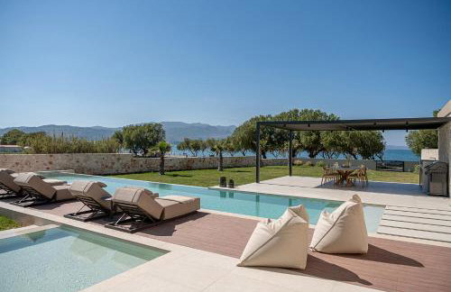 Pnoe Villas - Seafront Experience - Photo 1