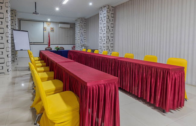 Hotel D'Madinah Inn - Gentan - Foto 26