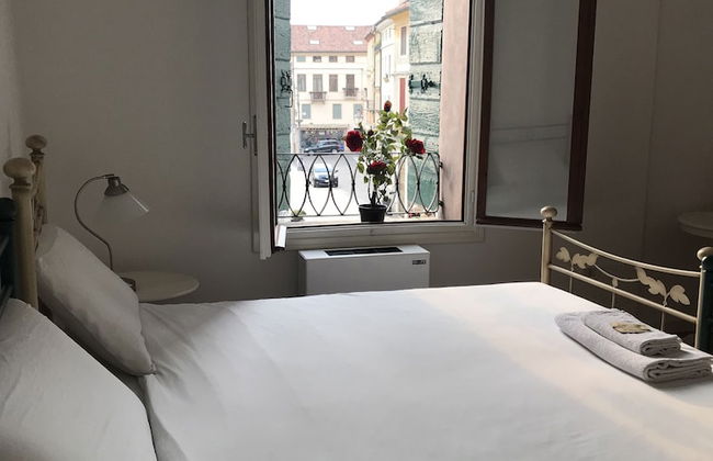 Ca' Garibaldi Rooms - Photo 13