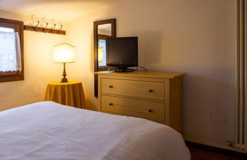 Appartamento Al Cirmolo - 4 Camere in Pieno Centro di Fiera di Primiero - Foto 14