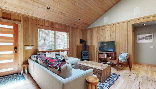 Westshore Oasis - Photo 2