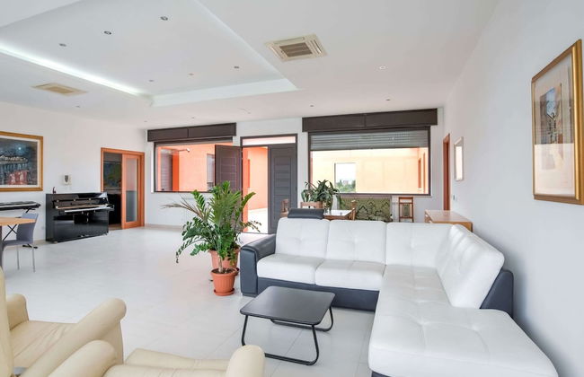 Villa in Solarino With Private Pool - Foto 14