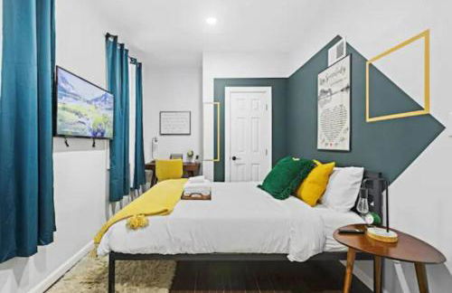 W3S - Large 7br 3bath - Sleeps 20 - 3 Living rooms - Yard and Deck - Foto 27