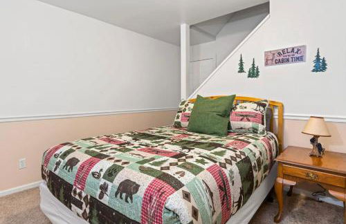 12 mins to DT Asheville & Biltmore, Fire pit, View - Foto 16