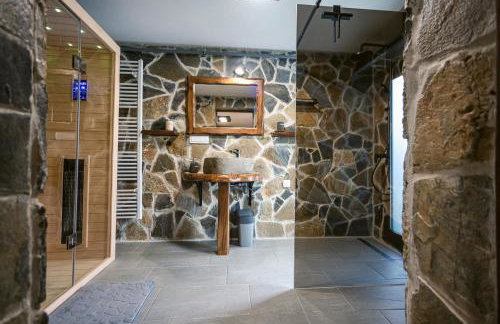 Holiday House Zrinski with Pool, Sauna & Jacuzzi - Foto 11