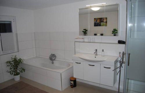 Gemütliches ZUHAUSE fühlen - Foto 3