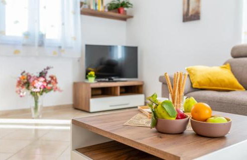 2 Bedroom Lovely Home In Musalez - Foto 16