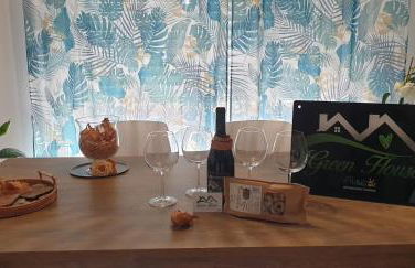 Green House - Photo 40