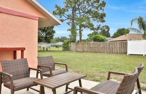 Renovated 3BR Dog Friendly Pond View W/D - Foto 28