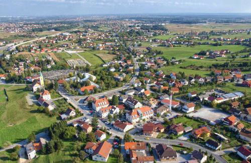 Apartments with parking spaces Sveta Nedelja, Prigorje - 17613 - Foto 12