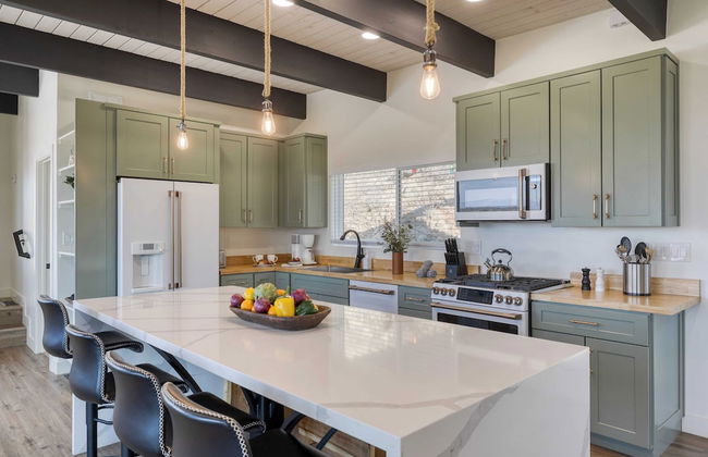 Panoramic Views, Private Pool, Patio Lounge w/ Firepit Royal Palm by Avantstay - Foto 7