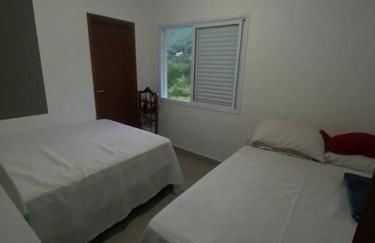 Casa em condomínio fechado em santiago maresias a 100 metros da praia - Foto 37