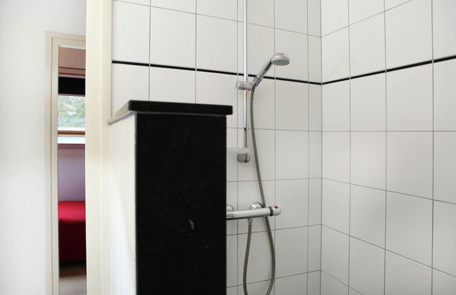 Coachman's House Near Roermond With Garden - Photo 18