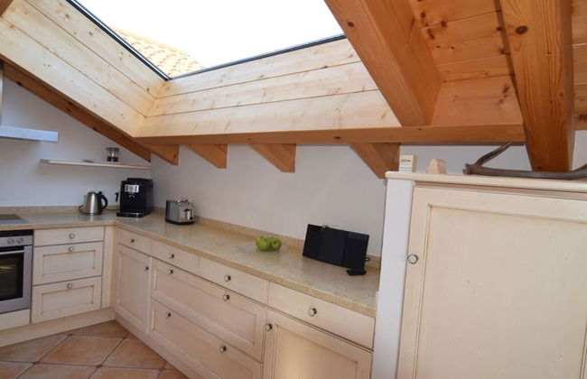 Pleasant Holiday Home With View - Foto 4