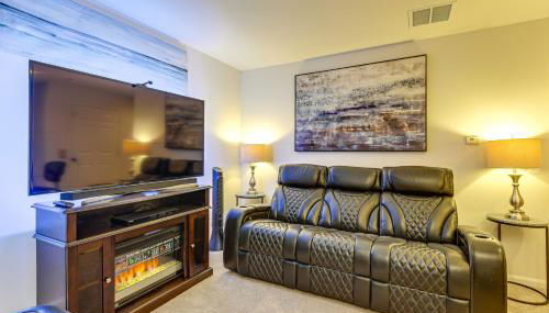 Elevator In-Unit 3-Story Condo Only 14 Mi to DC! - Foto 2