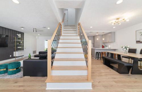 Pickleball-Basketball Oasis-Pool & Spacious Home - Photo 8