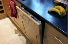 The Holbein Three bedroom home near tilgate park private parking and garden - Foto 19